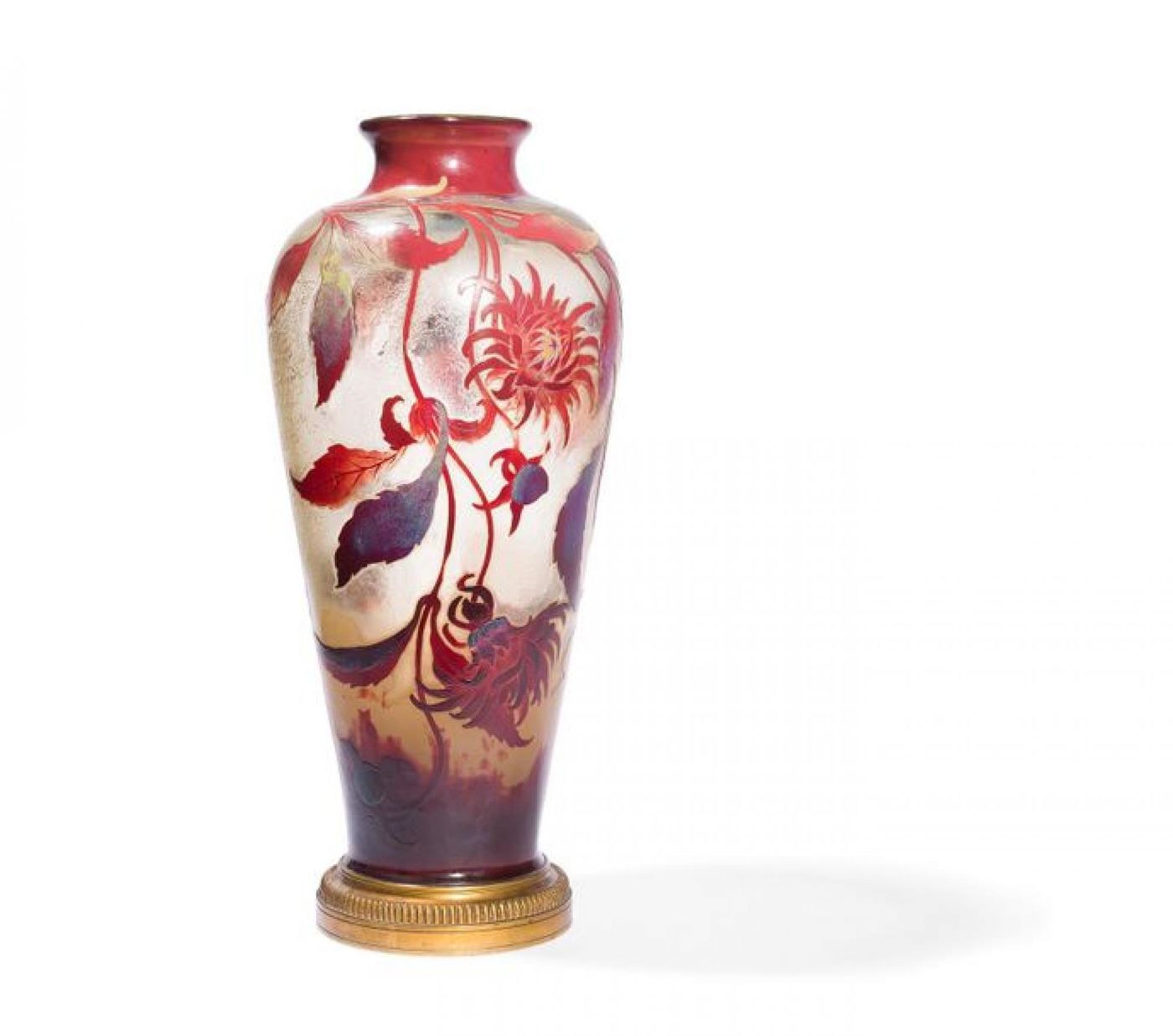 ÉMILE GALLÉ (1846-1904) Vase en verre multicouche